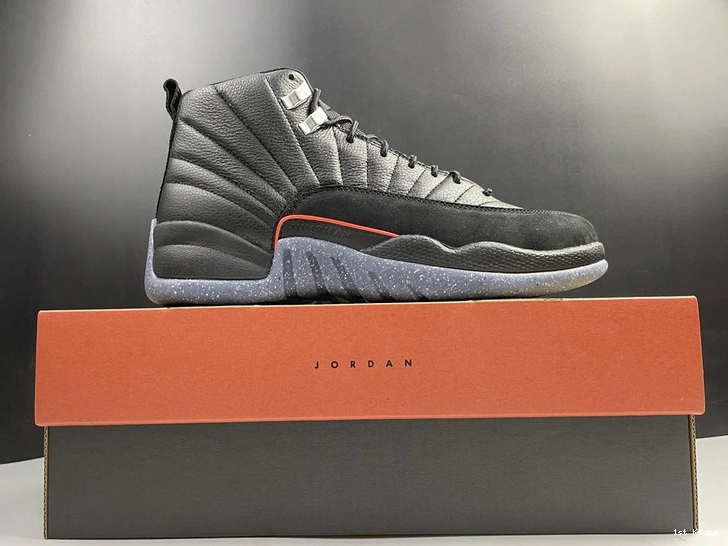 Black DC1062-006 Air Jordan 12 Utility 0116